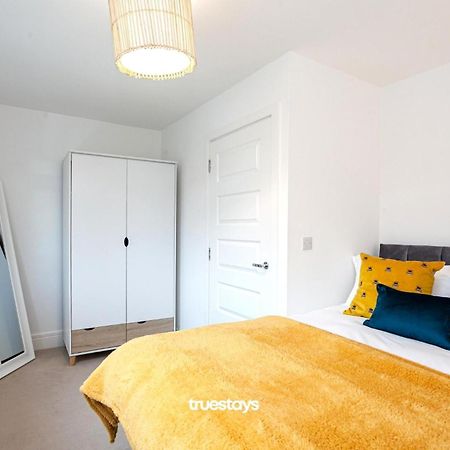 Ambassador House By Truestays - Luxury 4 Bedroom House In Stoke-On-Trent Etruria Kültér fotó