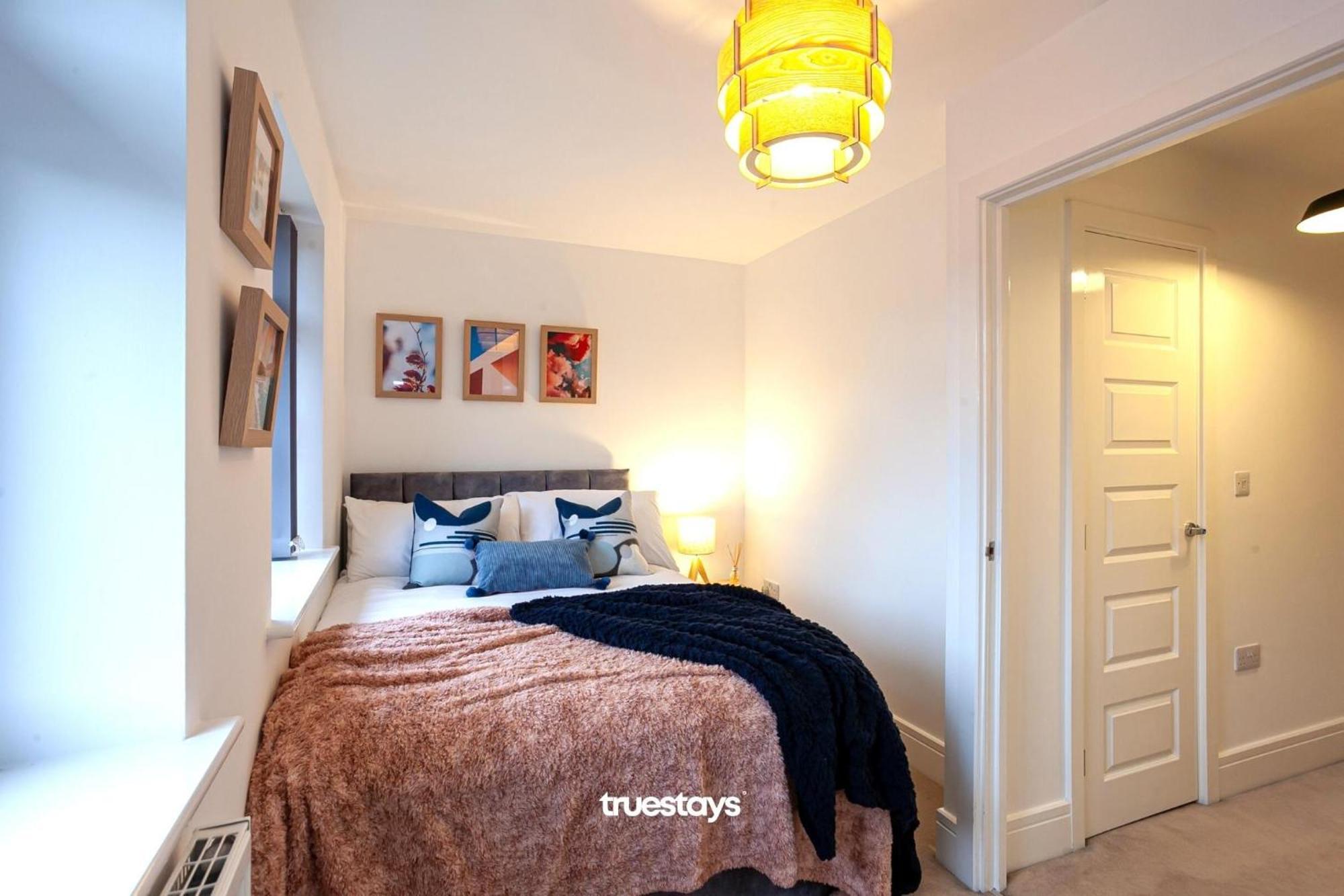 Ambassador House By Truestays - Luxury 4 Bedroom House In Stoke-On-Trent Etruria Kültér fotó