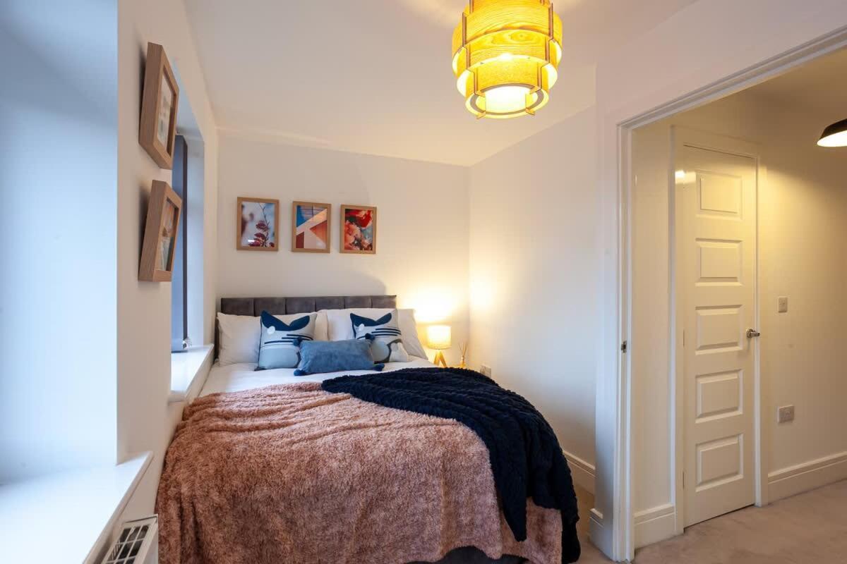 Ambassador House By Truestays - Luxury 4 Bedroom House In Stoke-On-Trent Etruria Kültér fotó